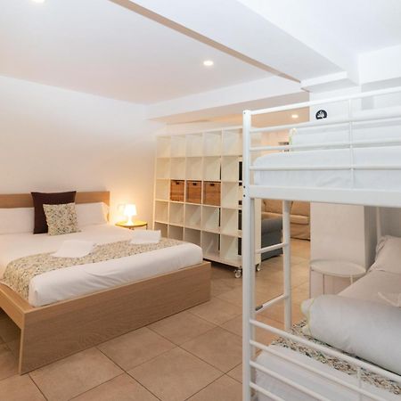 فالنسيا Bet Apartments - Abastos المظهر الخارجي الصورة