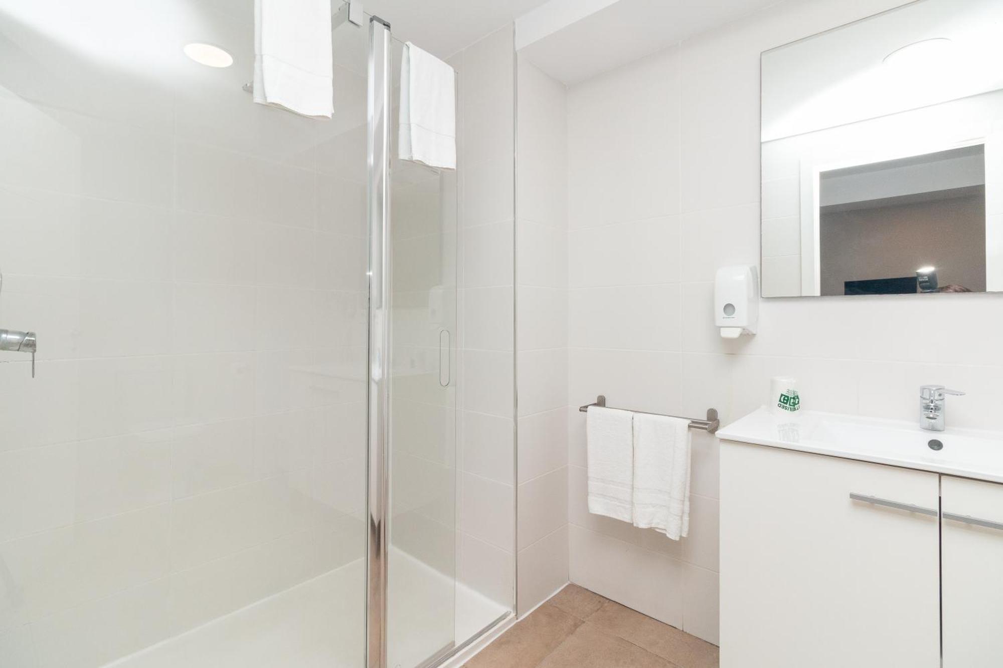 فالنسيا Bet Apartments - Abastos الغرفة الصورة