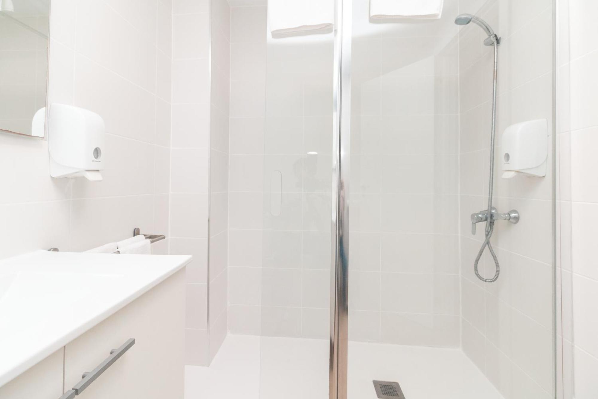 فالنسيا Bet Apartments - Abastos الغرفة الصورة